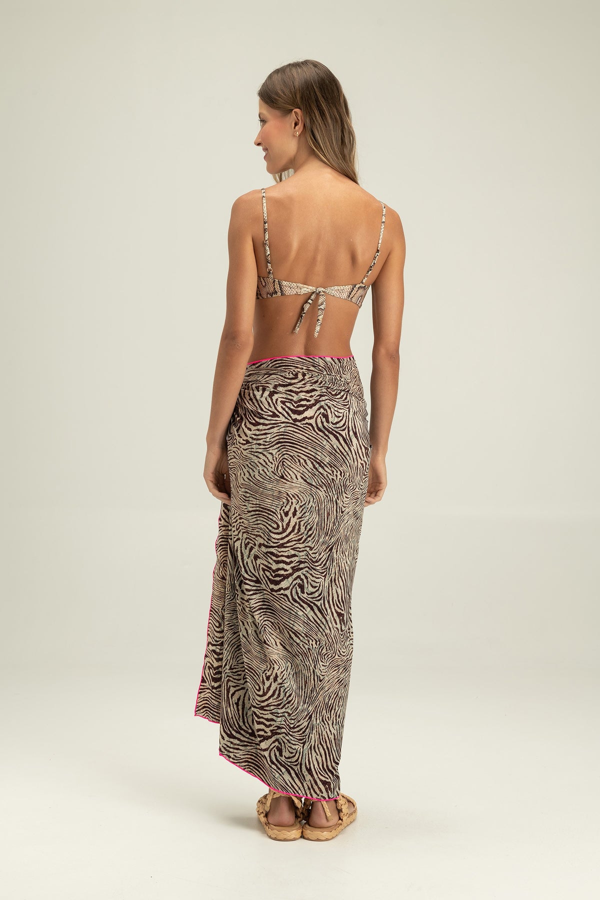 Raw Square Reversible Sarong