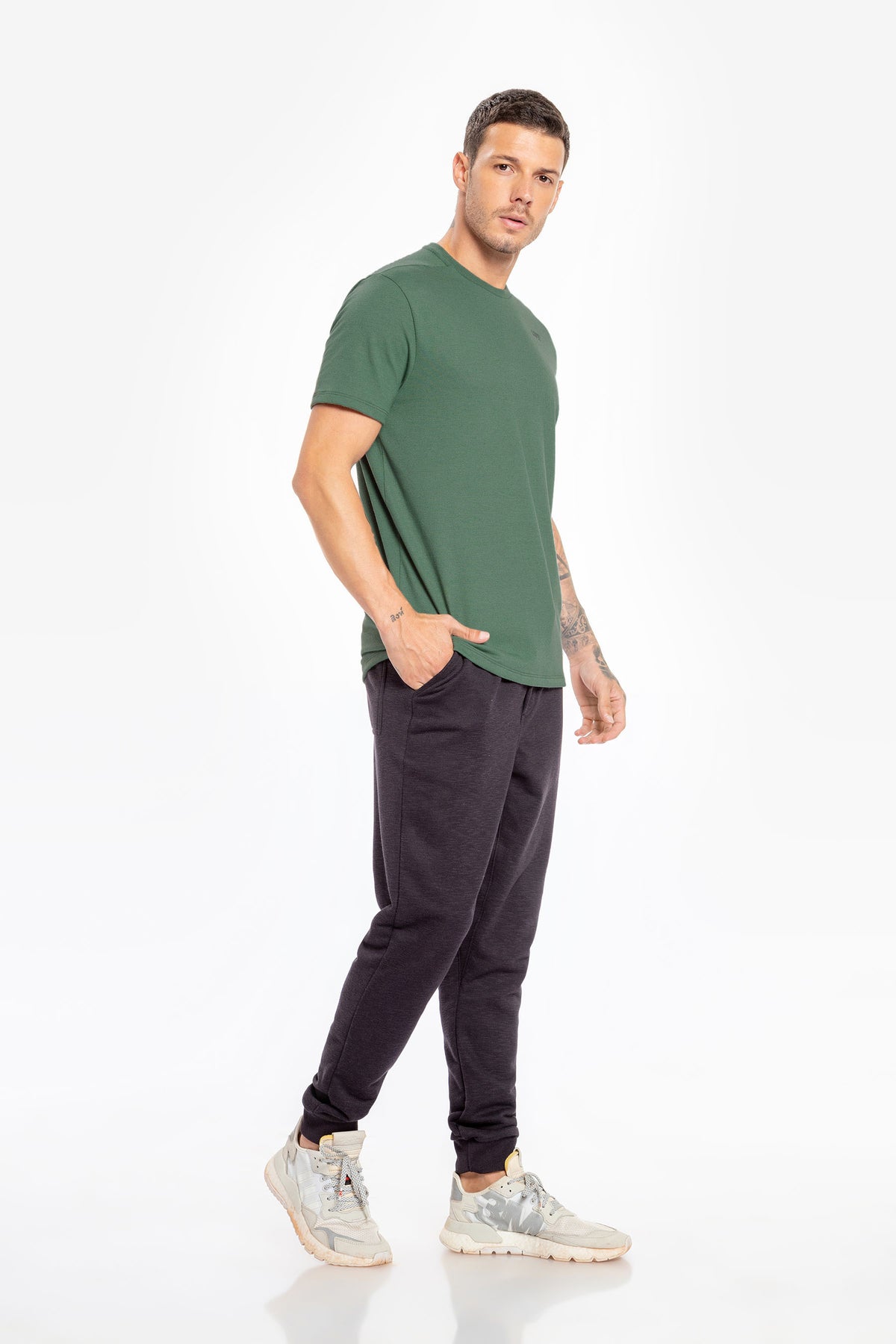 Essential Liveliness Jogger